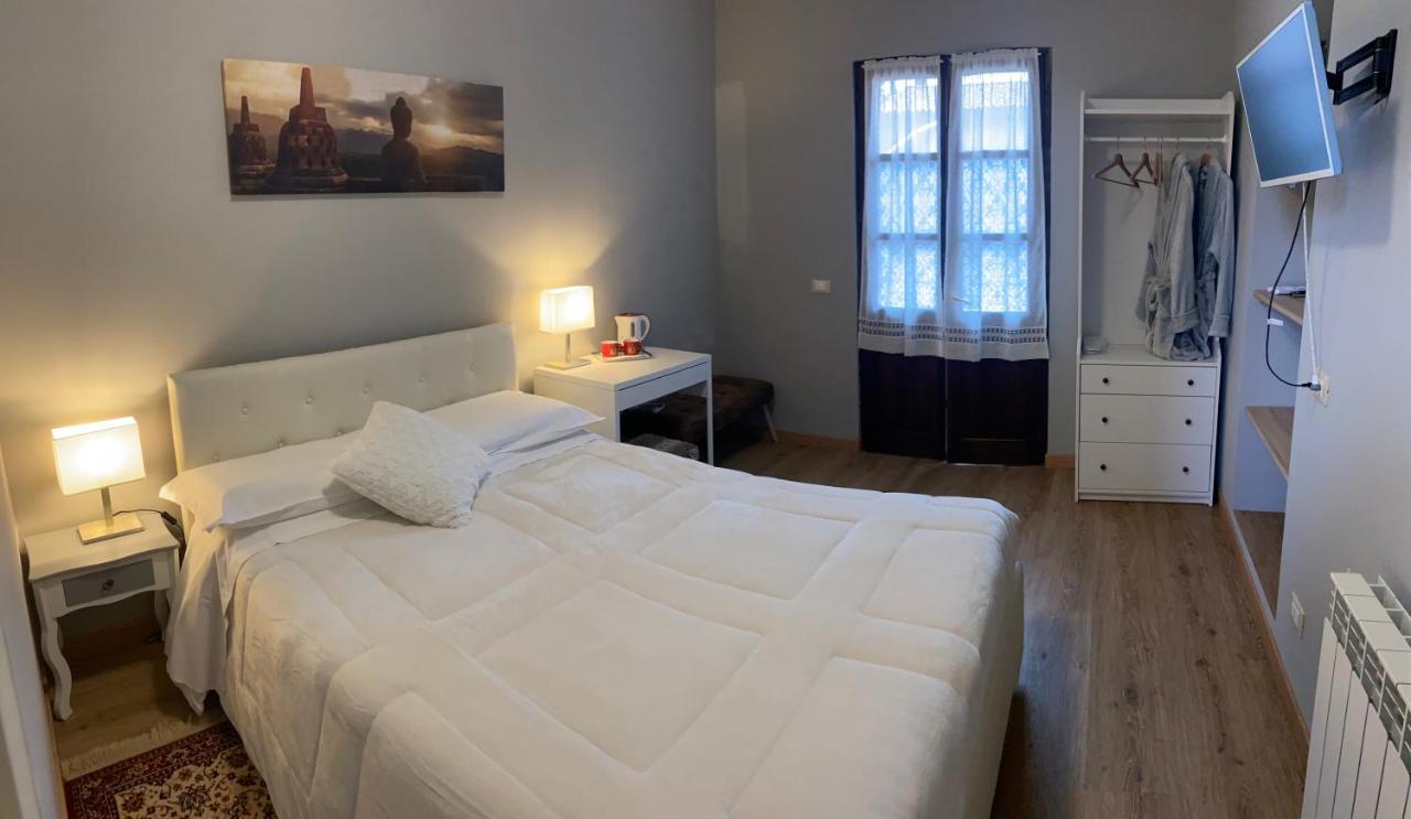 La Casa Di Campagna Sul Garda Puegnago Luaran gambar