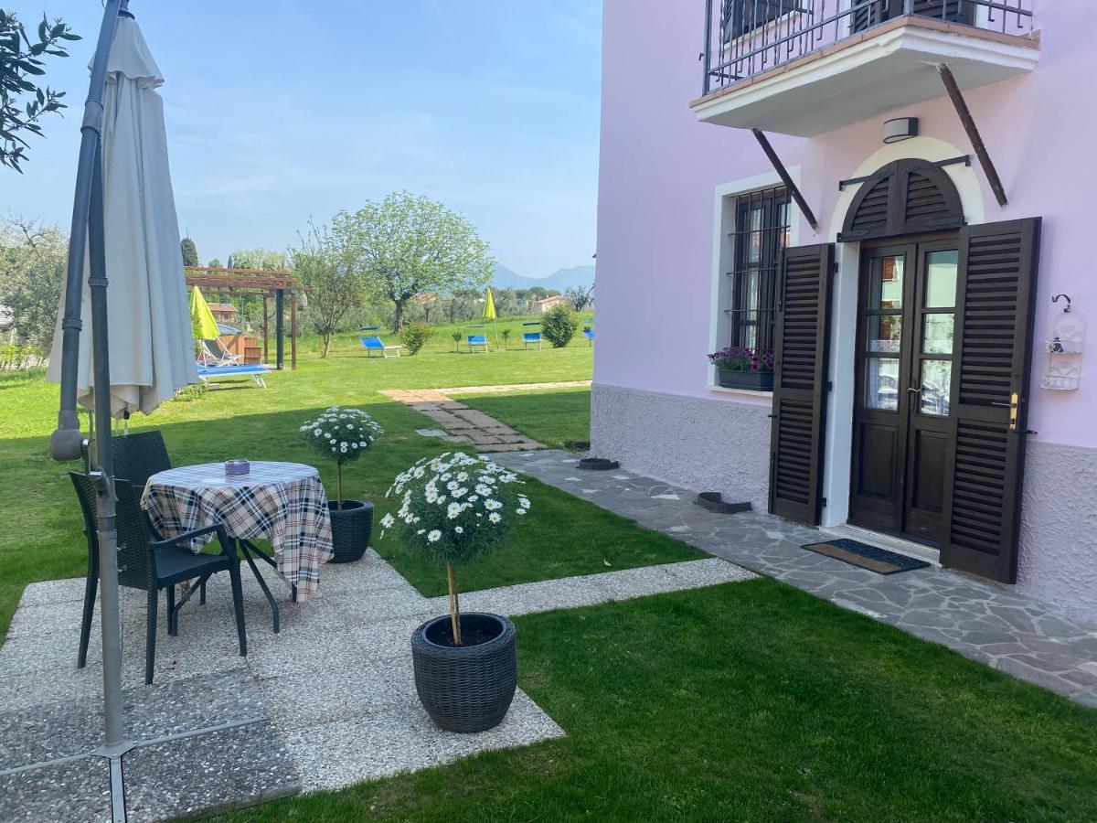 La Casa Di Campagna Sul Garda Puegnago Luaran gambar
