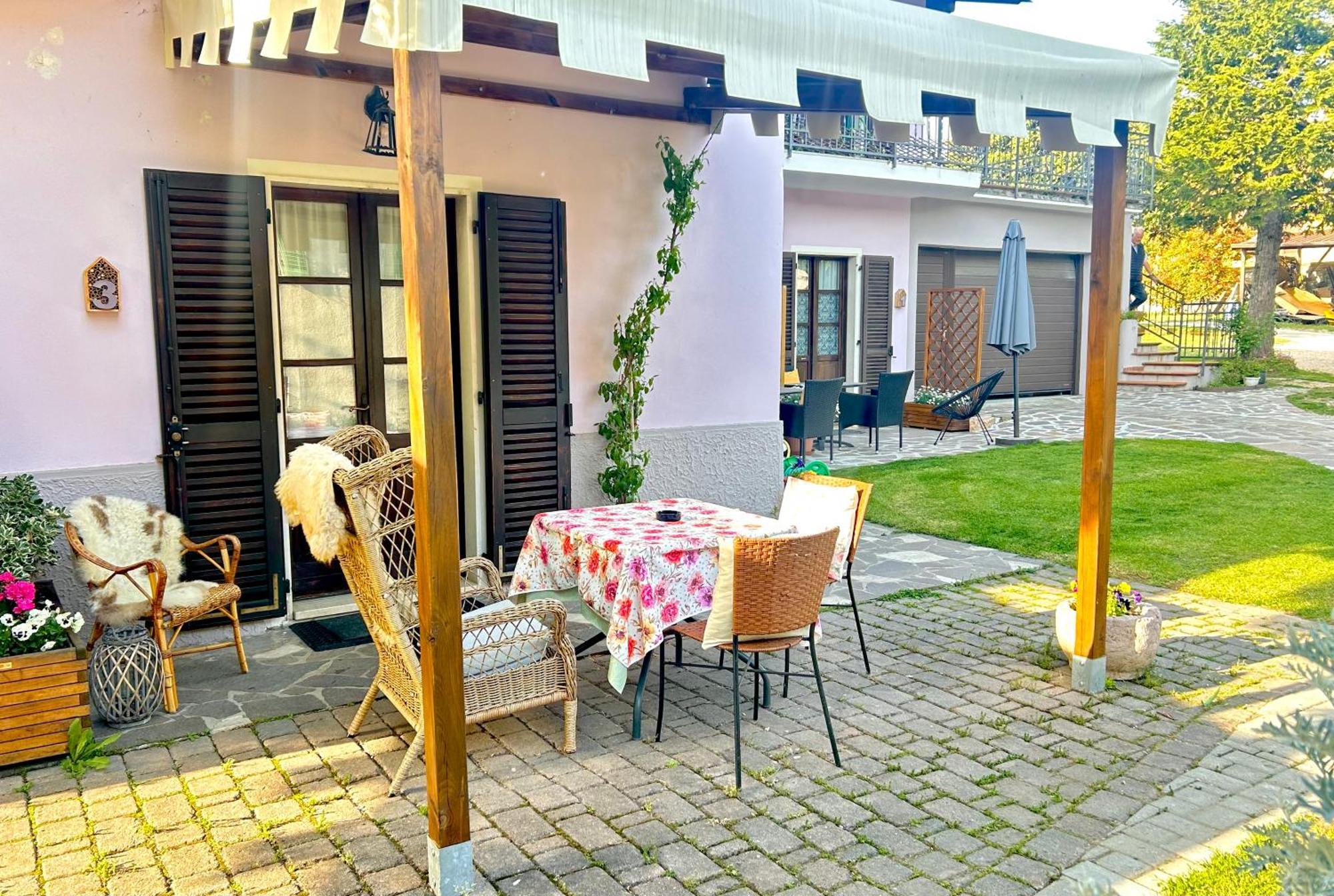 La Casa Di Campagna Sul Garda Puegnago Luaran gambar