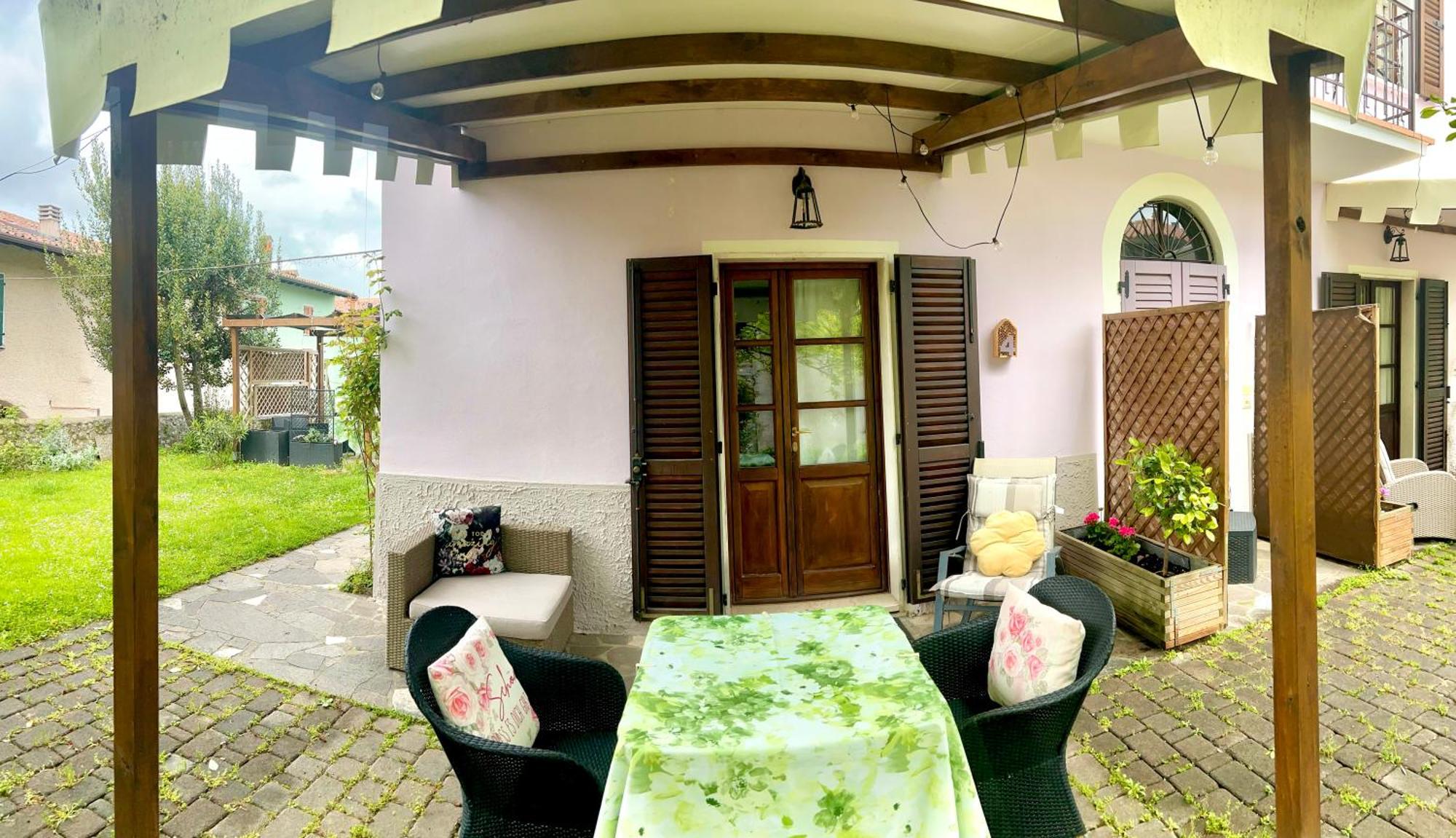 La Casa Di Campagna Sul Garda Puegnago Luaran gambar